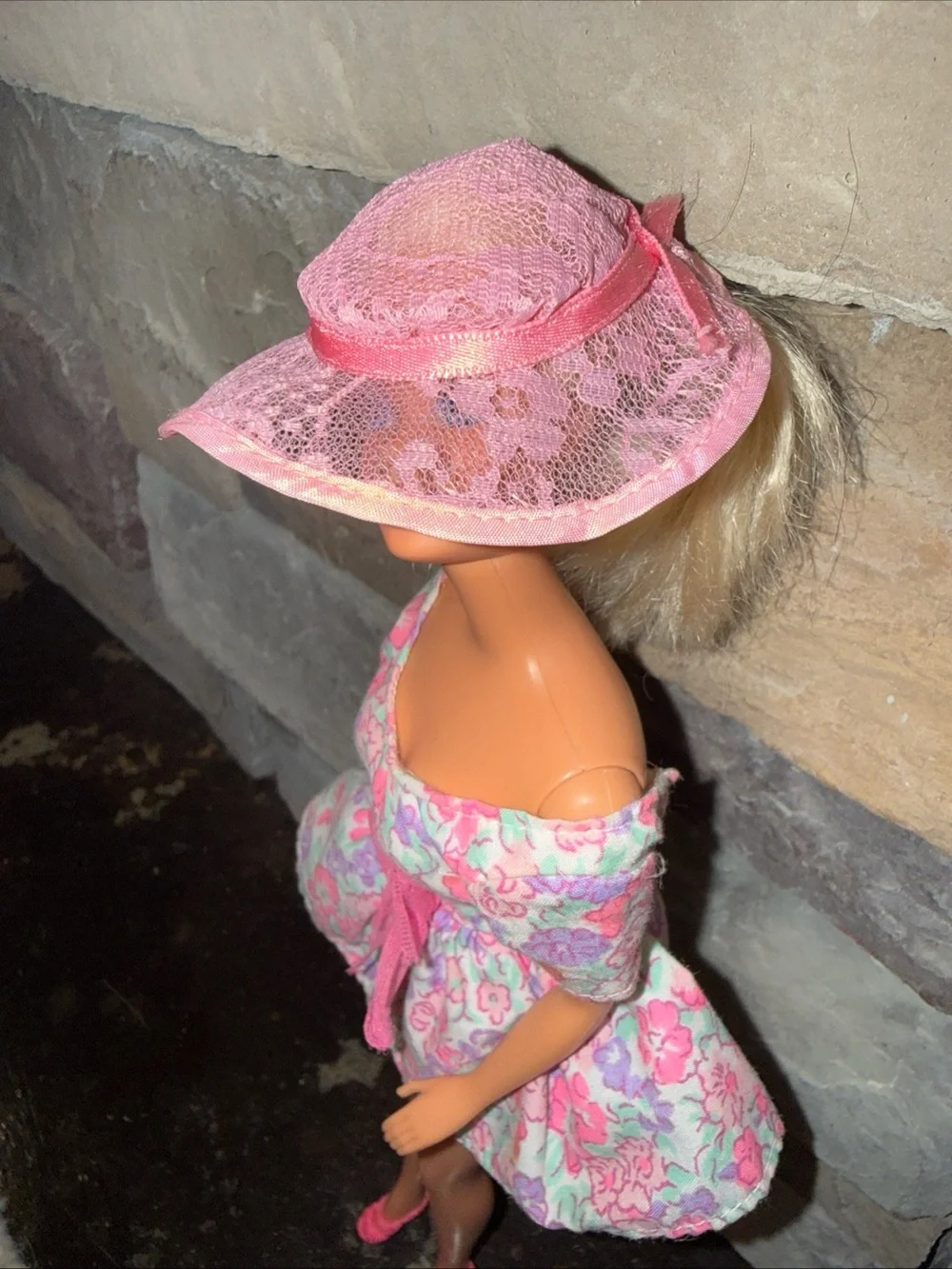 Barbie vintage floral dress lace hat and shoes
